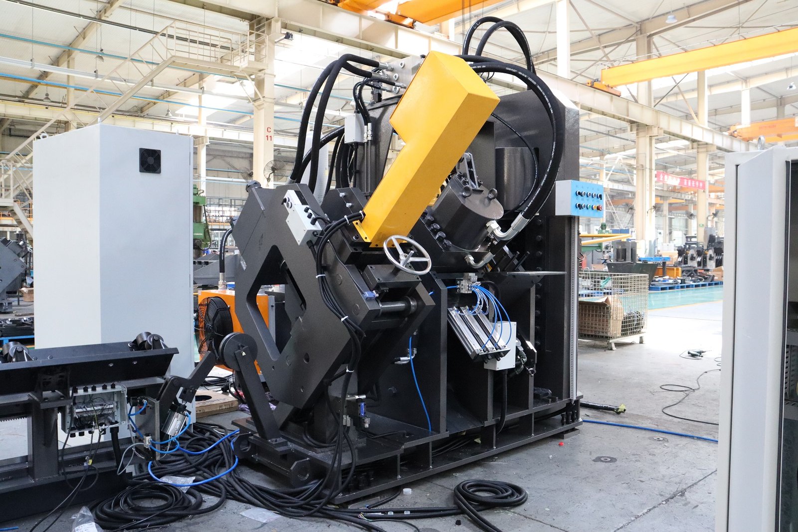 APM Series Angle Steel Punching, Stamping, and Shearing Production Line - 图片 6